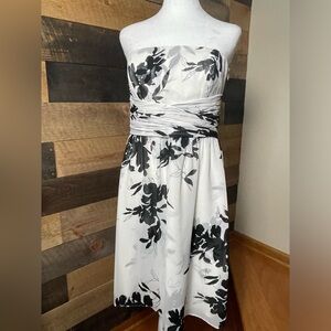 Ann Taylor Petite Satin Strapless Floral Black White Dress, Size 8 P